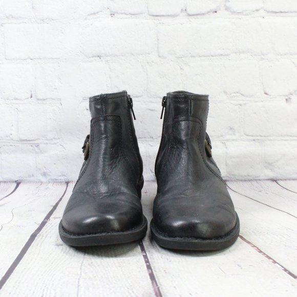 CLARKS Black Distressed Leather Zip Ankle Comfort Boots Size 6 M - Picture 4 of 10